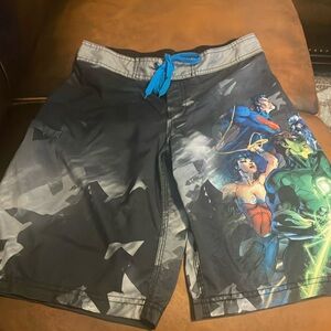 EUC Justice League Board Shorts Young mens L